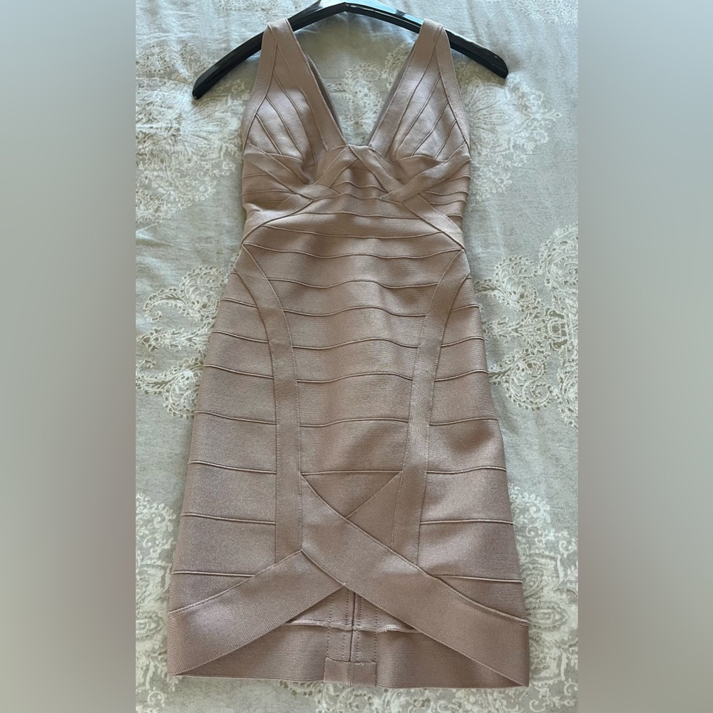 💐 XS Authentic Herve Leger bandage dress- Champagne color